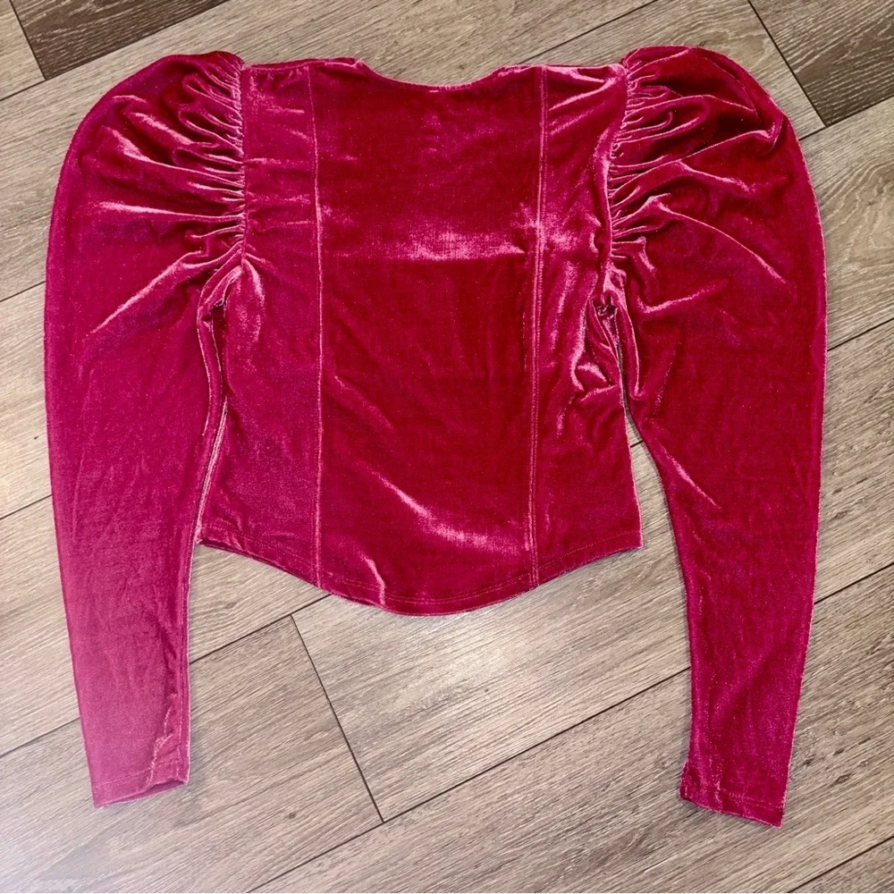 Free People Fuchsia Hold Me Velvet Top with Puff Sleeves Size Small